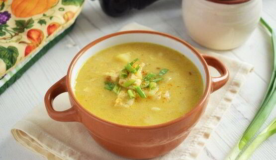 гороховый суп с курицей и кокосовым молоком