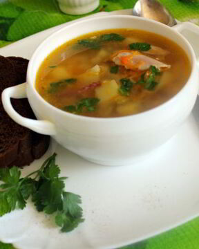 Куриный суп с зеленым горохом и чечевицей Бобовый дуэт