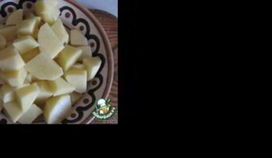 суп гороховый с копчеными ребрышками