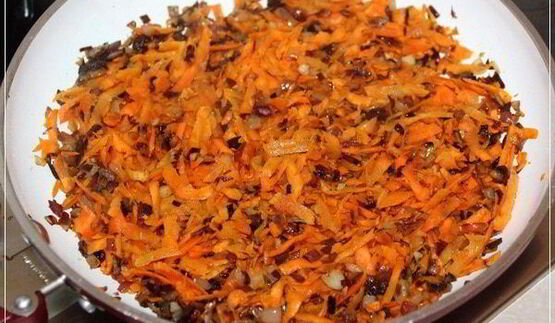 суп гороховый с рулькой поросячьей