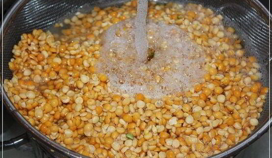 суп гороховый с рулькой поросячьей