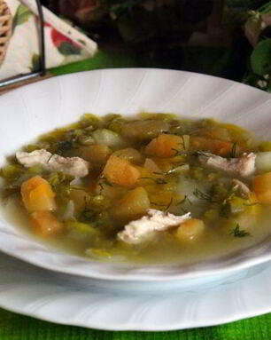 Суп из зеленого гороха с репой