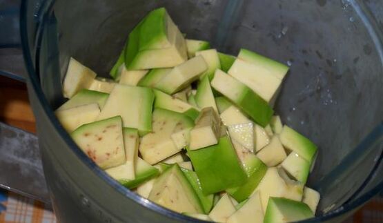 холодный крем-суп с авокадо на кефире