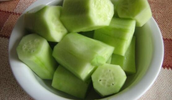 холодный суп-пюре авокадо и компания