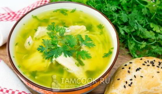 легкий куриный суп с шафраном