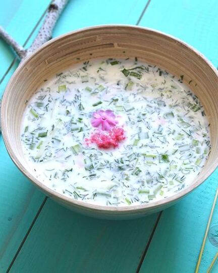 Рецепт классической окрошки на сыворотке