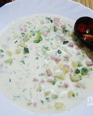 Окрошка классическая с колбасой на майонезе