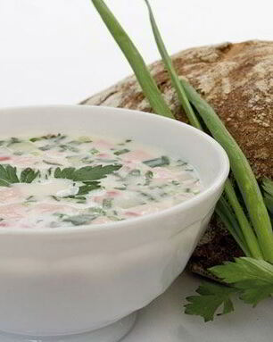 Окрошка классическая с колбасой на воде