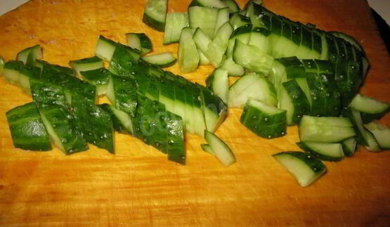 окрошка на кефире классическая с колбасой