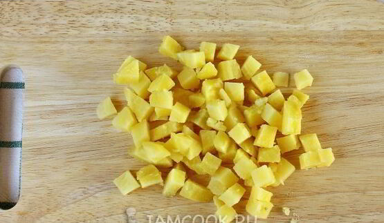 окрошка с курицей на квасе