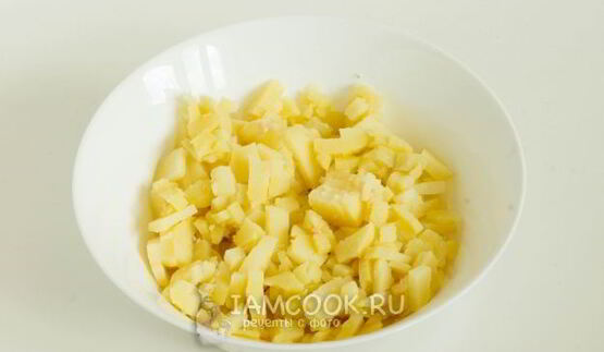 вегетарианская окрошка на сыворотке