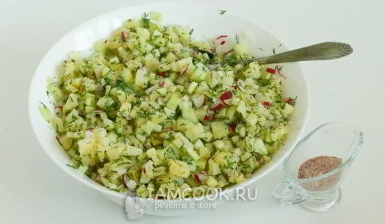 вегетарианская окрошка на сыворотке