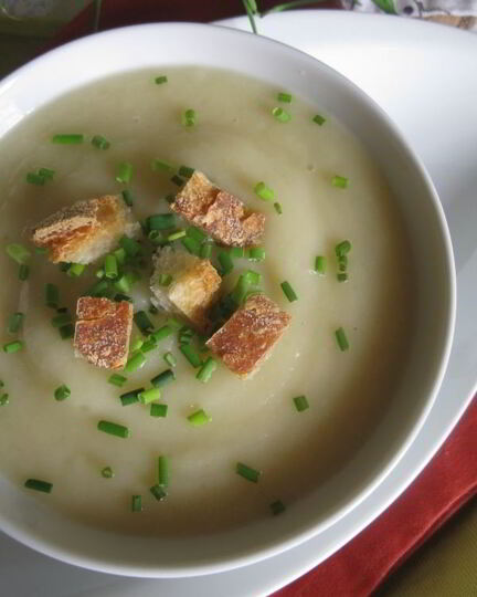 Рецепт овощного крема-супа с сухариками