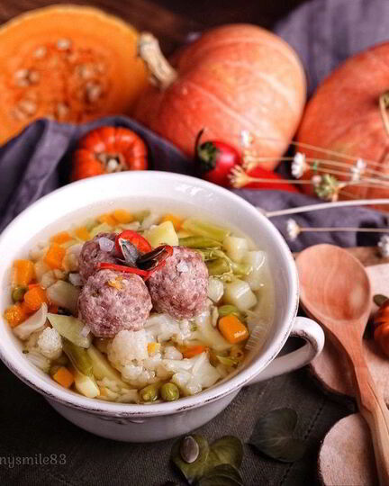 Рецепт овощного супа с тыквой и фрикадельками