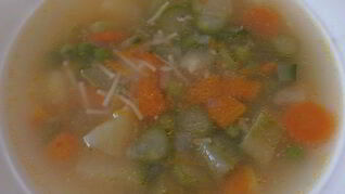 Суп с вермишелью