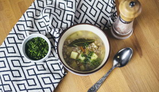 постный рассольник с перловкой