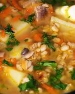 Рассольник с говядиной и перловкой