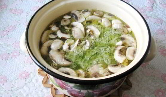 рассольник с грибами