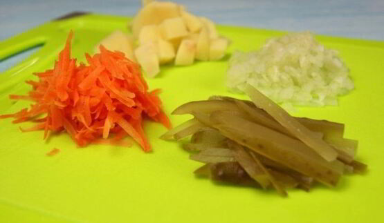 рассольник с пшеном