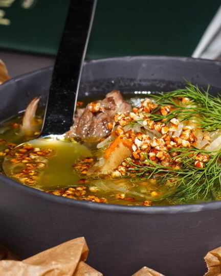 Рецепт щей из квашеной капусты с белыми грибами