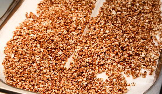 щи из квашеной капусты с белыми грибами