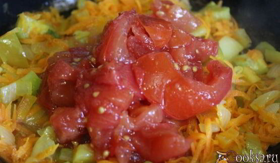 щи из квашеной капусты с фасолью и сладким перцем на курином бульоне