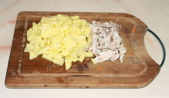 щи из квашеной капусты с индейкой