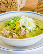 Щи из свежей капусты с говядиной