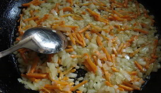 щи кислые на курином бульоне