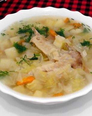 Щи на курином бульоне из капусты