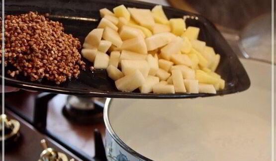 щи постные с гречкой и квашеной капустой