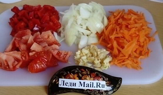 щи со свиными ребрышками