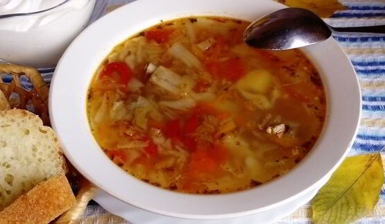 щи со свиными ребрышками