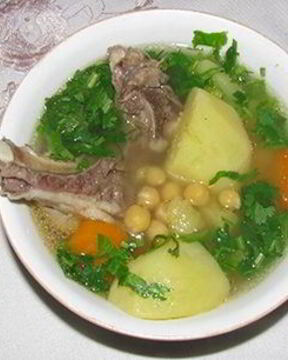 Шурпа с нутом