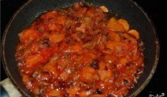 капустная солянка с сосиской