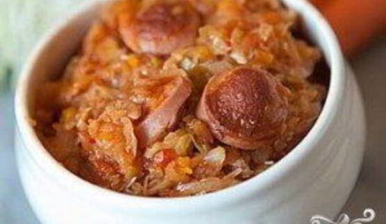 капустная солянка с сосиской
