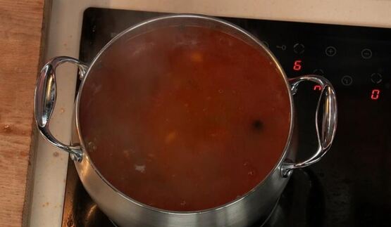 сборная солянка на говяжьем бульоне