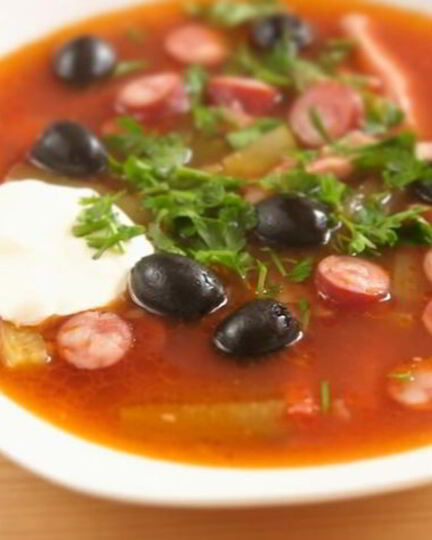 Рецепт солянки сборной мясной с колбасой