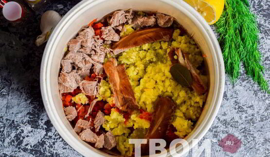 солянка в мультиварке