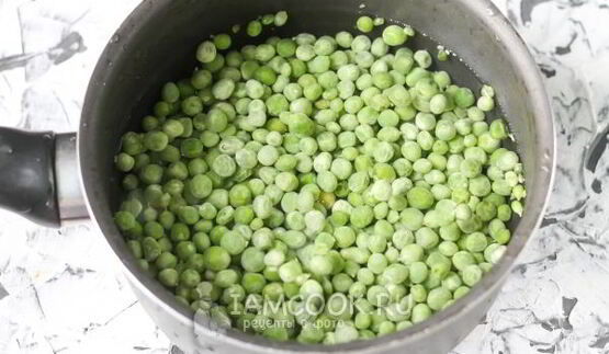 гороховый суп-пюре со сливками и мятой