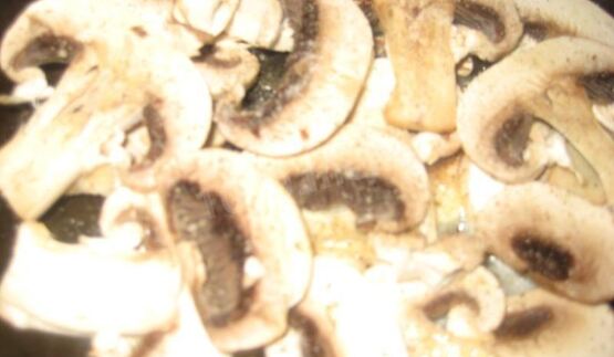 грибной суп-пюре на молоке из свежих грибов