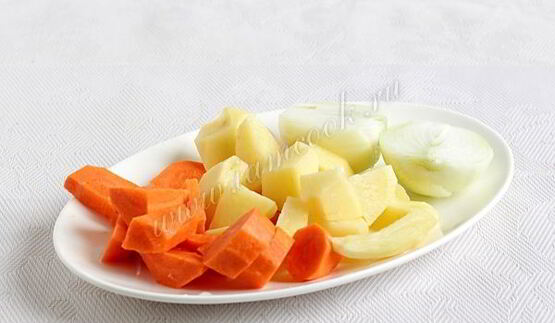 овощной суп пюре из картофеля и моркови с имбирем