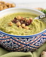 Суп-пюре из горошка и нута