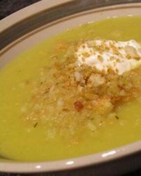 Суп-пюре из кабачков с карри