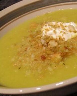 Суп-пюре из кабачков с карри