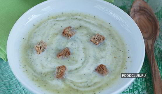 суп-пюре из кабачков с сельдереем