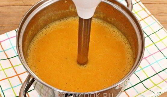 суп-пюре из моркови с курицей