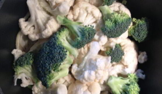 суп-пюре из цветной капусты, фенхеля и брокколи