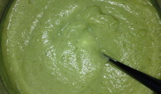 суп-пюре из цветной капусты, фенхеля и брокколи