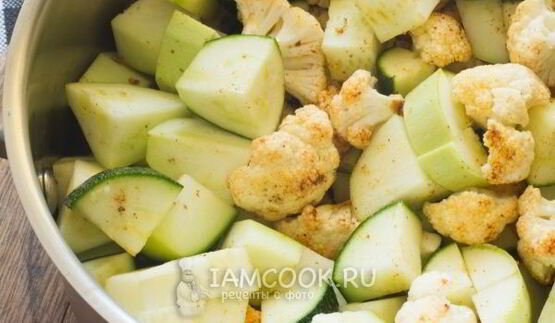 суп-пюре из цветной капусты и кабачков